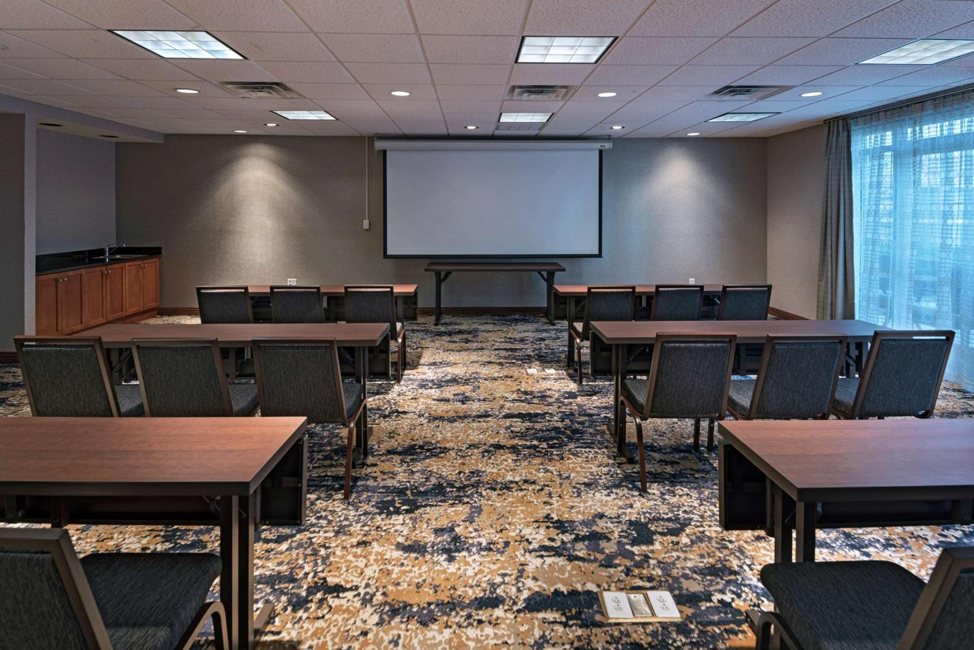 Homewood Suites By Hilton College Station Exterior photo