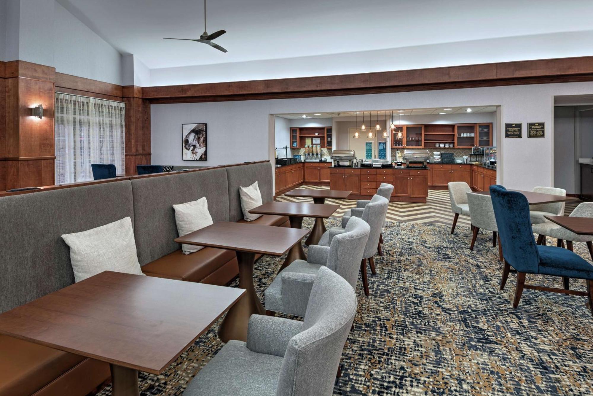 Homewood Suites By Hilton College Station Exterior photo