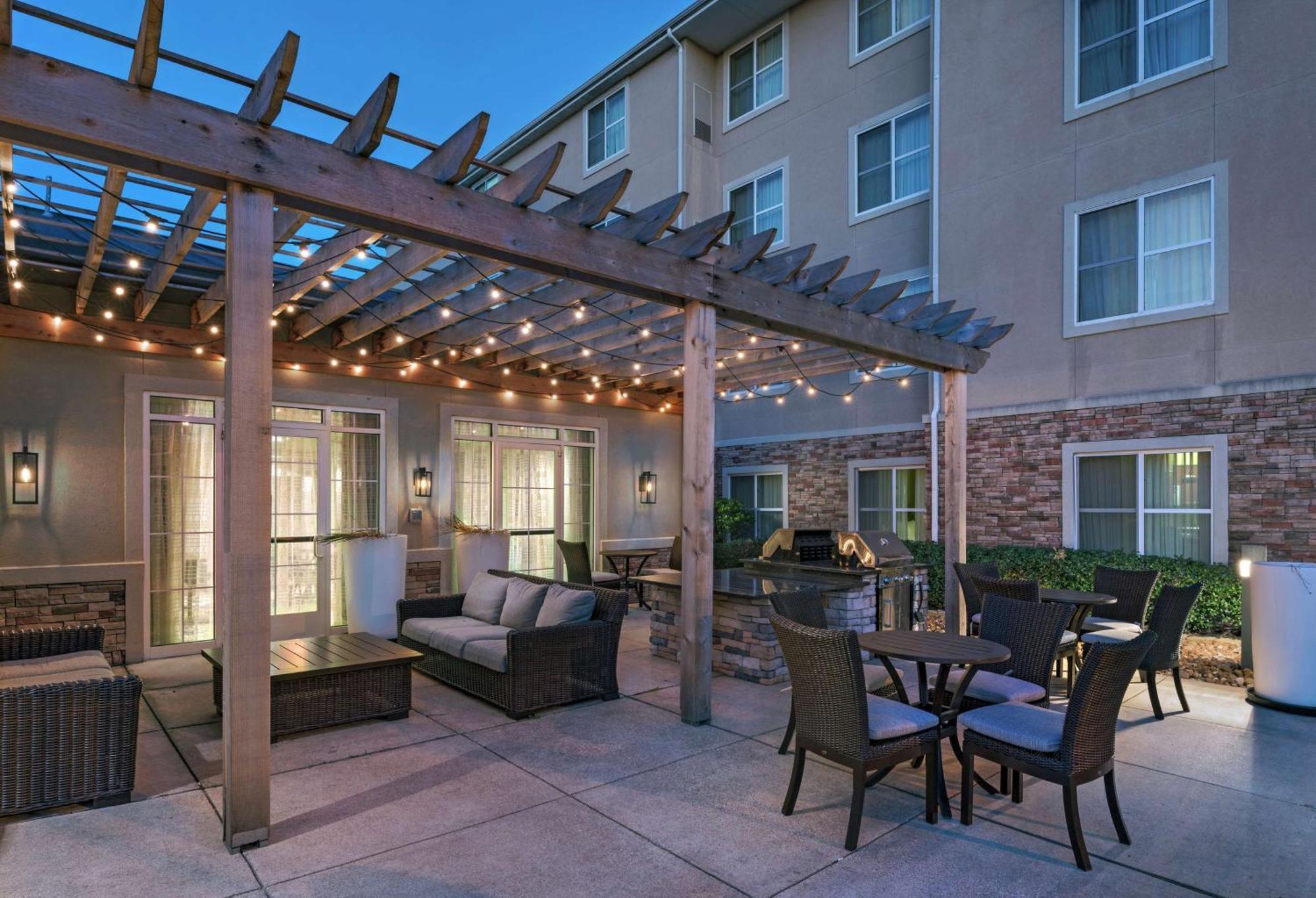 Homewood Suites By Hilton College Station Exterior photo